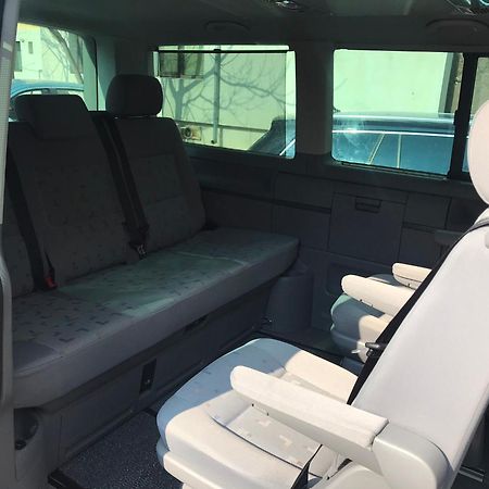 Mona Apartment Taxi#Airport #Parking#Bucharest#Therme Otopeni Esterno foto